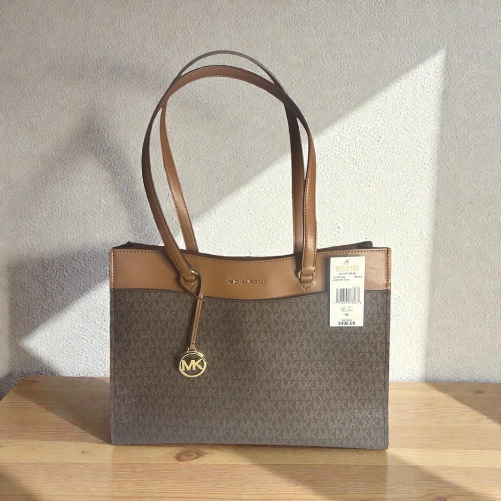 Michael Kors Jet Set Large Pocket Tote Bag - Picture 2 of 12